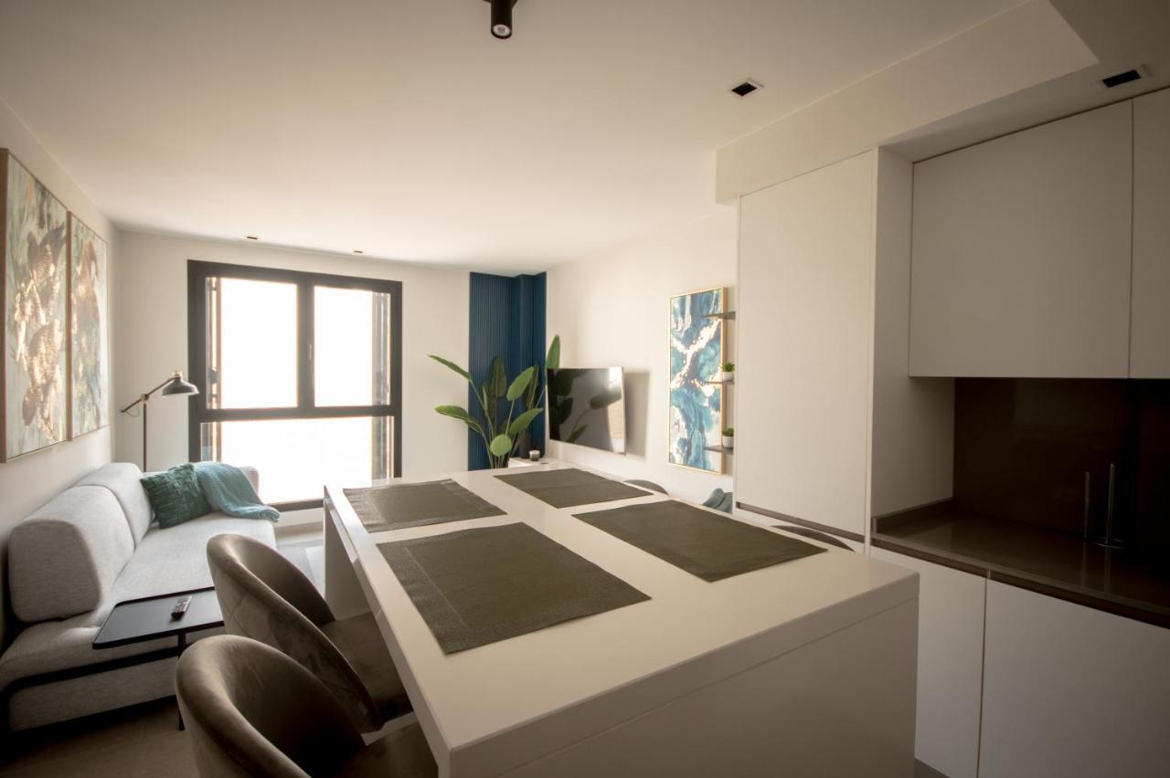 Vv Luxury Tropical Blue "By Henrypole Home" Las Palmas Exterior photo